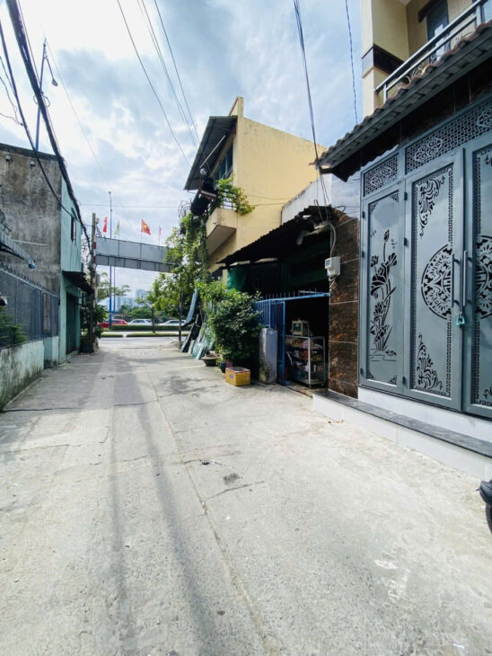 Bán nhà quận 6, đường Võ Văn Kiệt, 41m2, 3 tầng, hẻm xe hơi, 6.7 tỷ