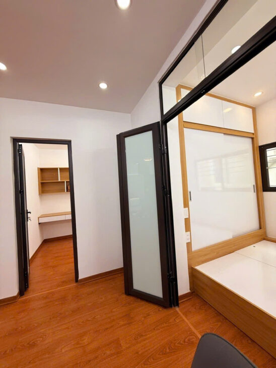 Bán căn hộ tập thể Cao Su Sao Vàng 28m² sử dụng 60m² – Vị trí đắc địa trung tâm Ngã Tư Sở, đối diện