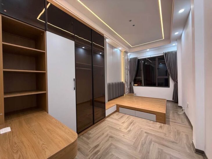 Bán nhà phố Khương Hạ 60m², 5 tầng, phường Khương Đình, gần Royal City