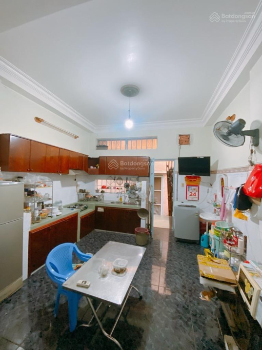 Bán nhà trung tâm Q5, Trần Bình Trọng, 60m2, 4 tầng BTCT, hẻm rộng thông thoáng