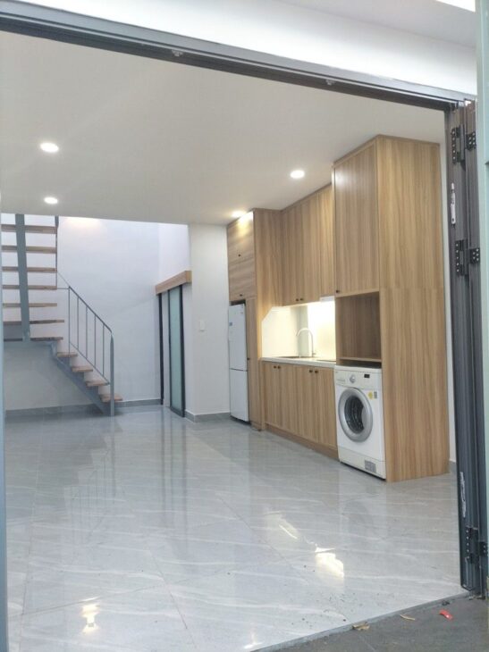 MẶT TIỀN TĂNG BẠC HỔ BÌNH THẠNH – GIÁP PHAN VĂN TRỊ – 28 M2 (4 X 7)NHÀ MỚI 2 TẦNG VỪA KINH DOANH –