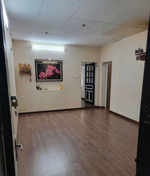 Cho thuê :căn hộ tập thể ngõ 189 giảng võ lh 0989326141
