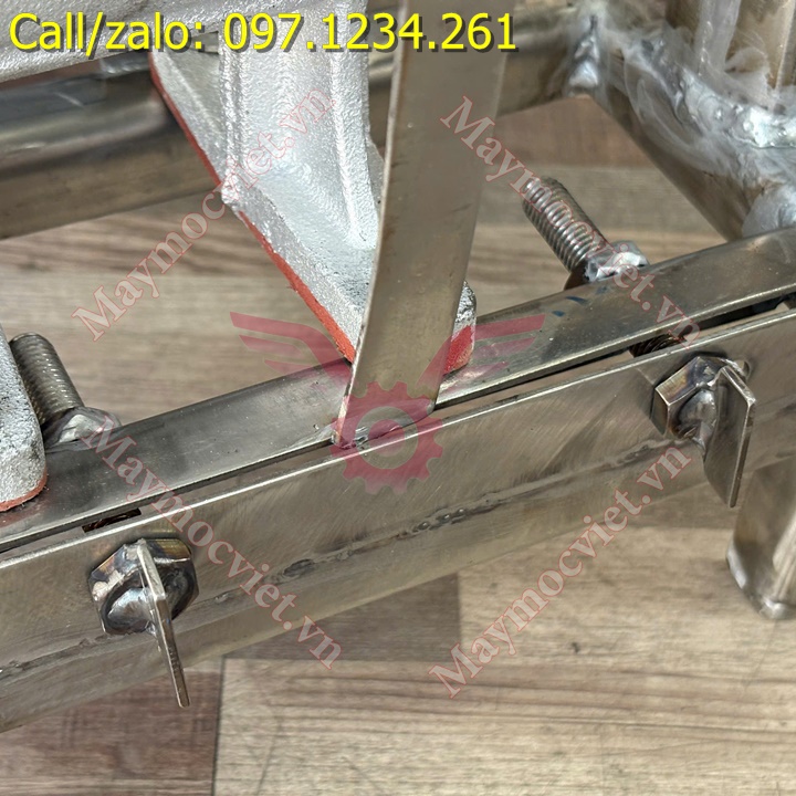 Cối xay đùn thịt khung inox cối gang 12 công suất 1.5kw