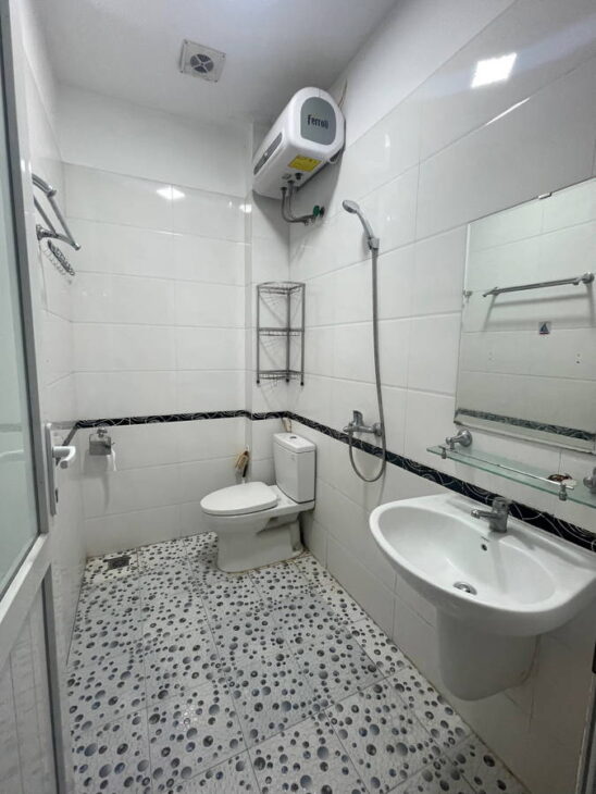 BÁN NHÀ PHÂN LÔ VIP CẦU GIẤY – MẶT NGÕ Ô TÔ THÔNG – KINH DOANH – 2 THOÁNG – ĐẦY ĐỦ TIỆN ÍCH