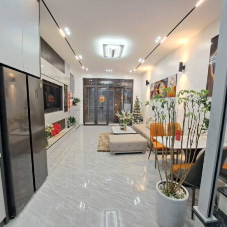 Bán nhà trung tâm Hoàng Mai, 42m2, 4 tầng, MT 4.5m Giá nhỉnh 7 tỷ