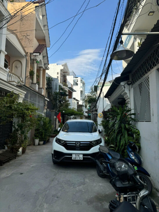 Chủ bán gấp! – Hẻm 4,5m, P11, BT – (3.7 x 10m) – KC: 4 tầng – Giá bán 6,5 tỷ thương lượng