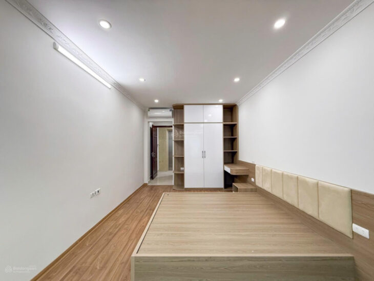 Nhà đẹp Xuân Phương 35m2, ô tô đỗ 6 tầng x thang máy