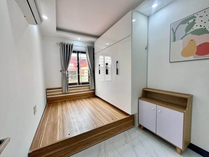 Cho thuê nhà mặt phố Vũ Tông Phan, 4 tầng × 40m² × mặt tiền 5m, nhận nhà ngay, chủ thiện chí.