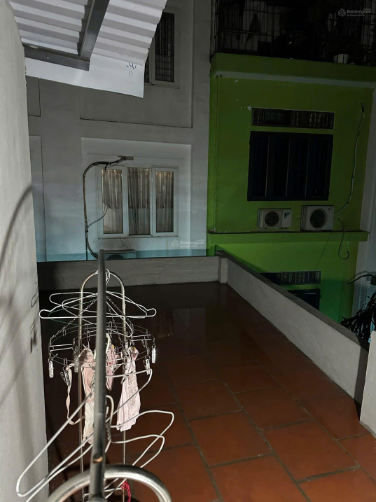 Bán nhà mới Tả Thanh Oai gần đường ô tô móng 5 tầng ở ngay! Diện tích: 38m nhà 3 tầng 3,5 tỷ