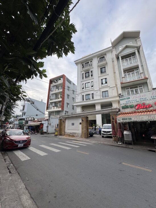 Nhà 22 phòng đang khai thác – Lý Chiêu Hoàng – Dòng tiền ổn định