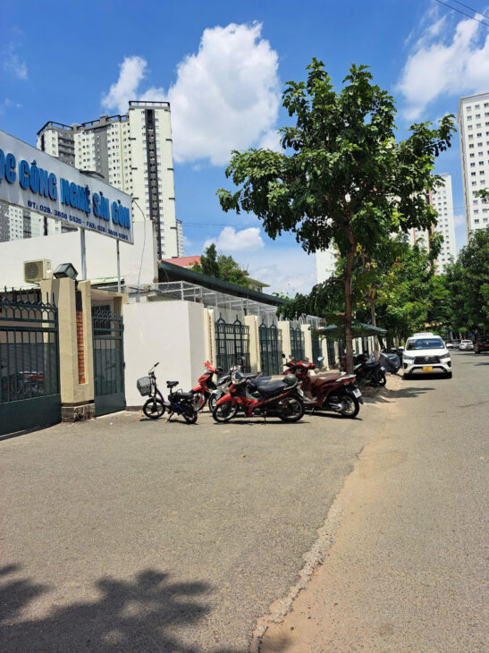 BÁN NHÀ 4 TẦNG MẶT TIỀN KINH DOANH. ĐỐI DIỆN ĐH NAM SG, KẾ BÊN AEON PAC MALL CAO LỖ Q8.