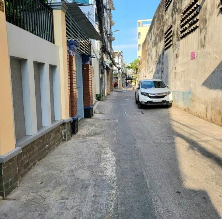 BÁN NHÀ 3 TẦNG, HẺM XE HƠI THẲNG MỘT TRỤC – ÂU DƯƠNG LÂN – KHU VỰC XÂY DỰNG CAO TẦNG – 100M2 – GIÁ