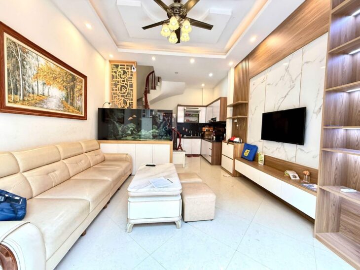 BÁN NHÀ 7 TẦNG THANG MÁY – Ô TÔ – HỒ TÙNG MẬU, PHÚ DIỄN, BẮC TỪ LIÊM, HÀ NỘI – 9.8 TỶ