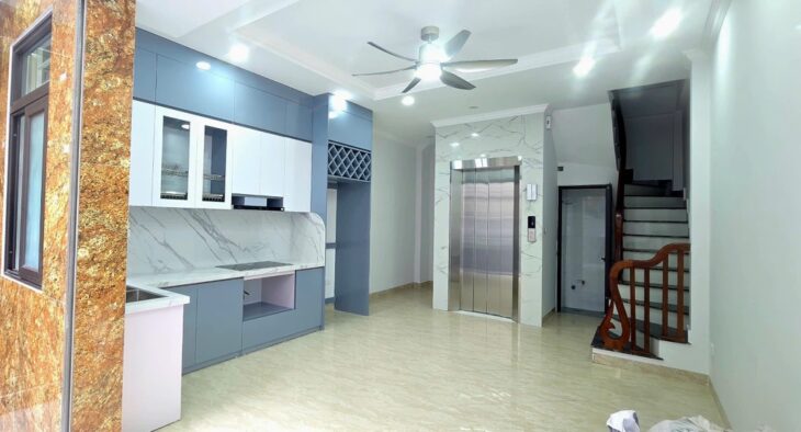 BÁN NHÀ MỚI 6 TẦNG CÓ THANG MÁY – NGÕ SIÊU ĐẸP – GIÁ CHỈ 8.6 TỶ – GIÁP BÁT