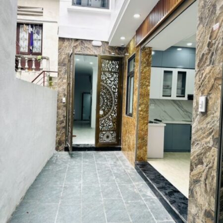 BÁN NHÀ MỚI 6 TẦNG CÓ THANG MÁY – NGÕ SIÊU ĐẸP – GIÁ CHỈ 8.6 TỶ – GIÁP BÁT