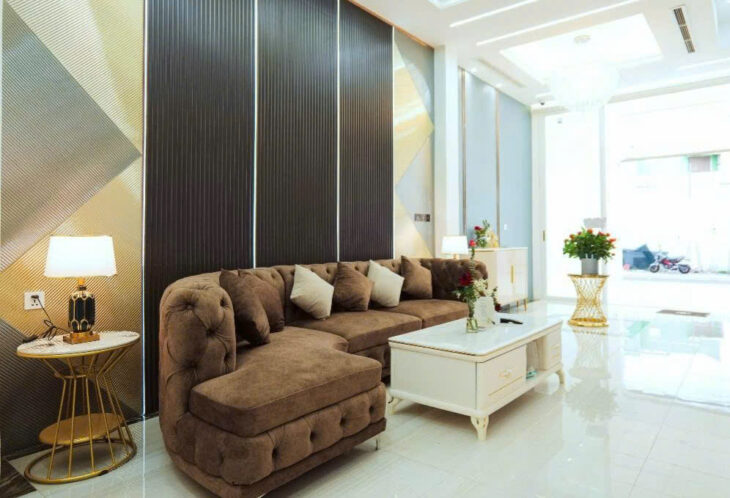 NHINH 12 TỶ. NHÀ VỊ TRÍ RẤT ĐẸP CÓ THANG MÁY+ HẦM, VỪA Ở VỪA KINH DOANH .KHU VIP MIZUKI PARK GIÁP