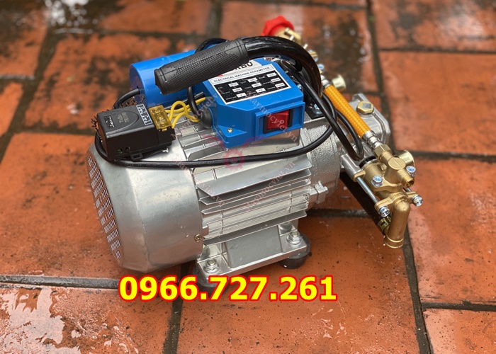 Máy xịt rửa vệ sinh điều hòa TURBO TB1100 điều khiển từ xa