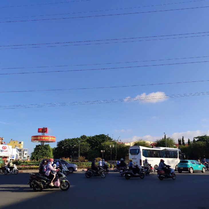 NHÀ GẦN VÒNG XOAY, ĐỐI DIỆN CHỢ PHÚ LÂM QUẬN 6 DIỆN TÍCH 4.2X15, 2 TẦNG CHỈ 6.3 TỶ