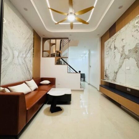 Bán nhà gần Tô Vĩnh Diện, 37m² x 4 tầng, ngõ thông Lê Trọng Tấn, giá chỉ 6.15 tỷ