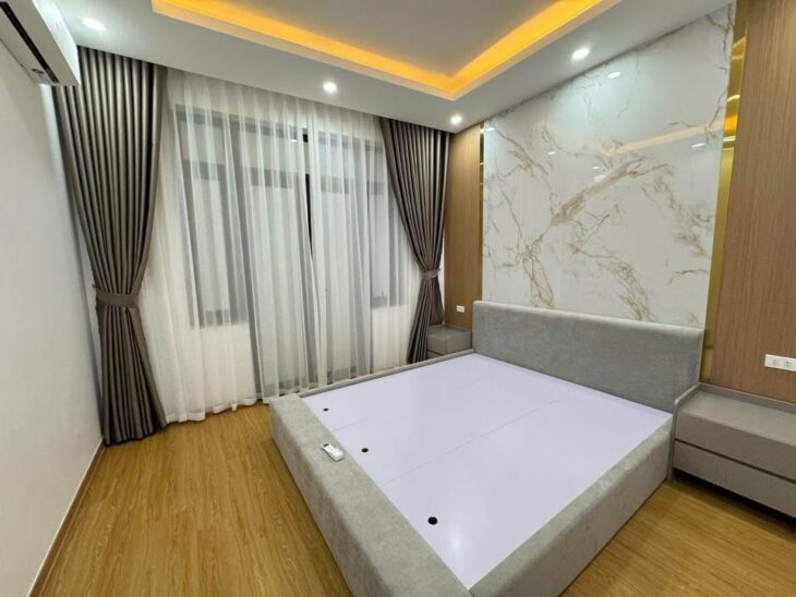 Bán nhà gần Tô Vĩnh Diện, 37m² x 4 tầng, ngõ thông Lê Trọng Tấn, giá chỉ 6.15 tỷ