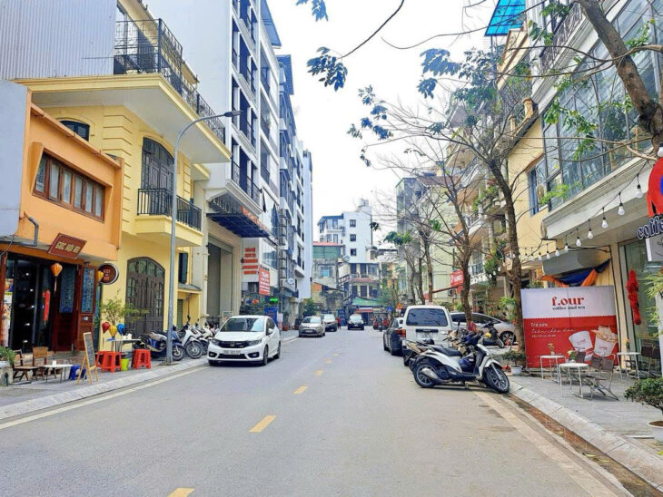 Bán em hoa hậu mặt phố võng thị Hầm siêu rộng để được nhiều oto………..