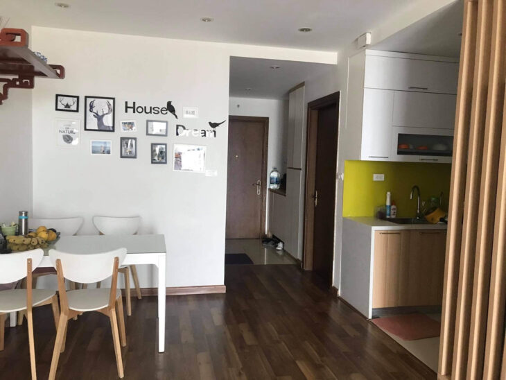 Cần bán CH 2PN, 78m2, tầng trung ở chung cư Goldmark City. Giá bán 5.3 tỷ, có thương lượng