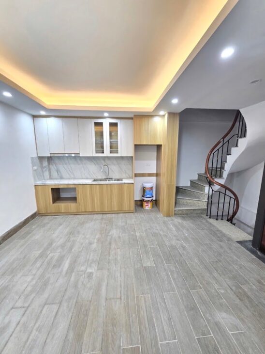 BÁN NHÀ 6 TẦNG, 38M2, MẶT NGÕ ĐẠI LA – HAI BÀ TRƯNG – GIÁ 10 TỶ – SỔ ĐỎ CHÍNH CHỦ