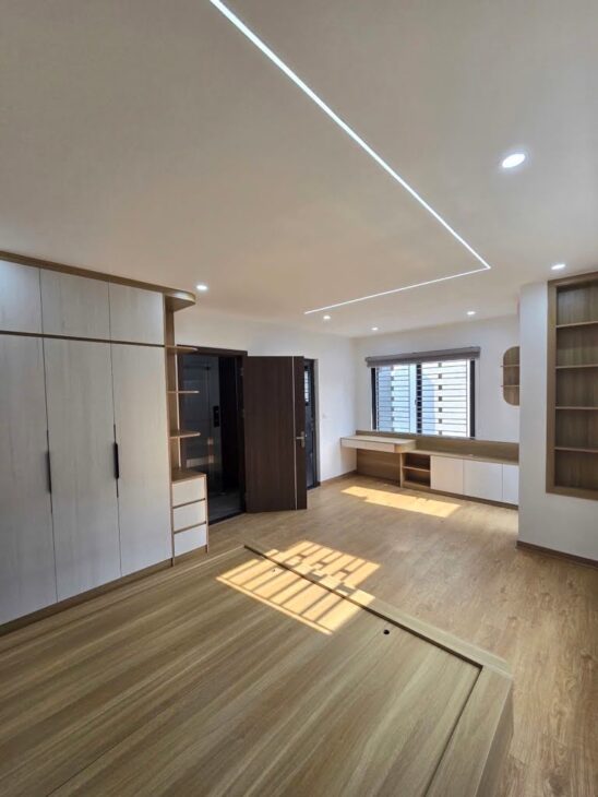 BÁN NHÀ 6 TẦNG, 38M2, MẶT NGÕ ĐẠI LA – HAI BÀ TRƯNG – GIÁ 10 TỶ – SỔ ĐỎ CHÍNH CHỦ