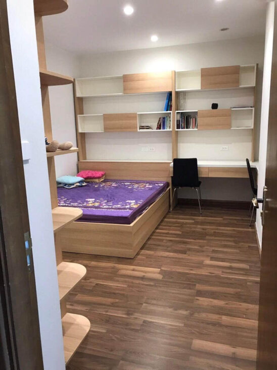 Cần bán CH 2PN, 78m2, tầng trung ở chung cư Goldmark City. Giá bán 5.3 tỷ, có thương lượng