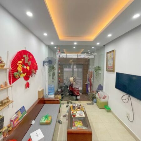 Bán nhà Đào Tấn, Ba Đình, ngõ thông, oto, DTSD 109m2, 5 tầng, Mt 6m, chỉ 22 tỷ