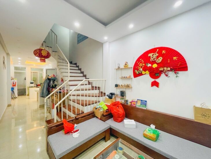 Bán nhà Đào Tấn, Ba Đình, ngõ thông, oto, DTSD 109m2, 5 tầng, Mt 6m, chỉ 22 tỷ