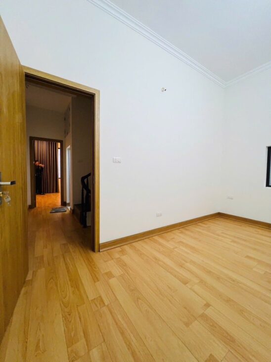 Bán nhà phố Tô Vĩnh Diện, 40m² x 4 tầng, sát Lê Trọng Tấn, gần Royal City, giá 6.65 tỷ