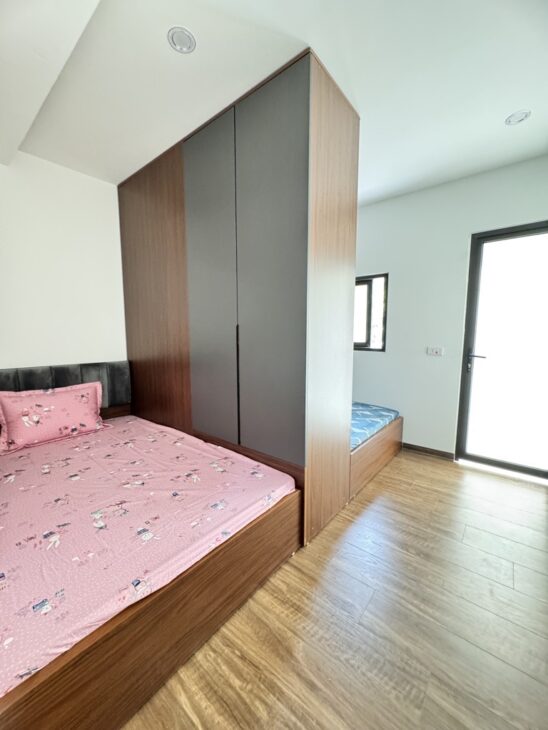 Tập thể tầng 3, 65m2, chưa đến 3 tỷ, căn góc, ban công rộng, gần phố, gần ô tô