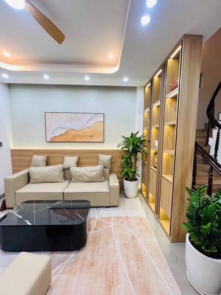 Bán nhà phố Tô Vĩnh Diện, 40m² x 4 tầng, sát Lê Trọng Tấn, gần Royal City, giá 6.65 tỷ