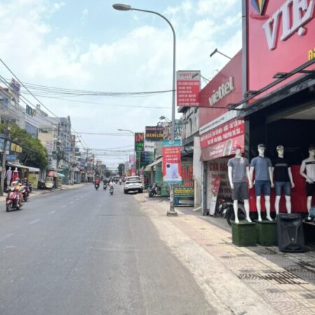 Bán nhà mặt tiền 3 tầng 5x25m giá 13,5 tỷ Đường Nguyễn Ảnh Thủ