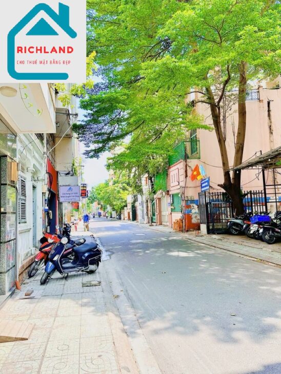 Cho Thuê Toà Nhà Mặt Tiền 111A Nguyễn Phi Khanh, Phường Tân Định, Quận 1.