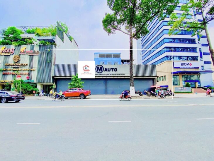 Cho Thuê Nhà GÓC 3 Mặt Tiền 265-267-269-271 An Dương Vương, Phường 03, Quận 5, TPHCM.