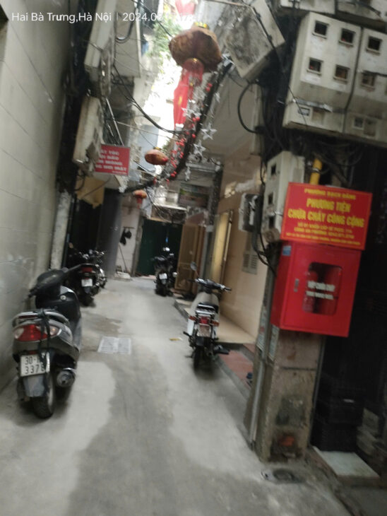 Cần tiền bán gấp Trại Cá 33m, 5 tầng, mặt tiền 3m, 6.38 tỷ Hai Bà Trưng.