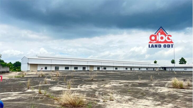 X108 nhà xưởng bán với khuôn viên nền bê tông. giao thông thuận lợi SX ngày đêm