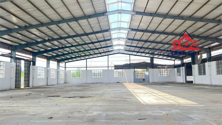 XT088 xưởng trống tiếp nhận đa dạng ngành nghề, kết cấu xưởng kiên cố giao liền