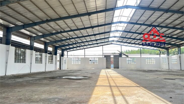 XT088 xưởng trống tiếp nhận đa dạng ngành nghề, kết cấu xưởng kiên cố giao liền