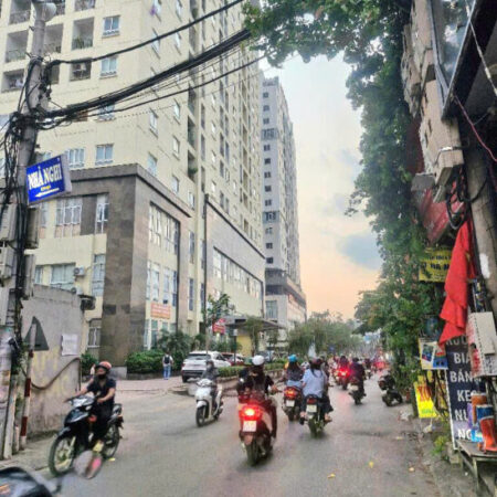 MẶT PHỐ 85 M CHỈ 12,8 TỶ KINH DOANH SẦM UẤT, Ô TÔ TRÁNH – SỔ NỞ HẬU