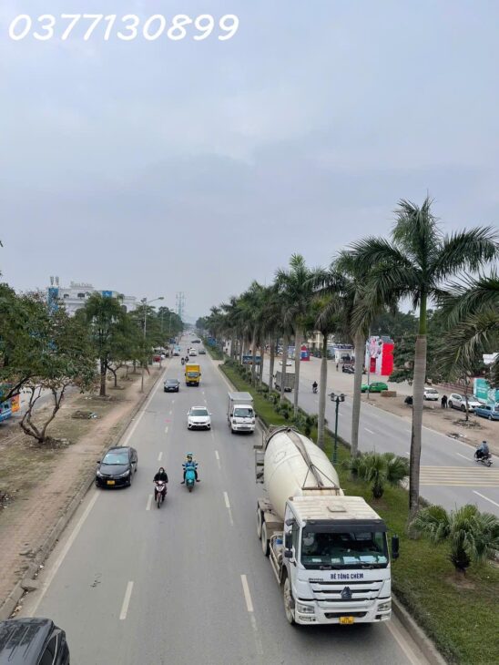 BÁN NHÀ ĐẤT LA NỘI. GIÁ RẺ NHẤT, MỚI NHẤT T04/2025. XE TẢI TRÁNH. KINH DOANH DÒNG TIỀN, HƠN 90 M2.