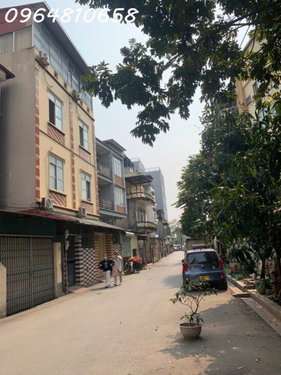 MẢNH ĐẤT LẠC LONG QUÂN – MẶT NGÕ KINH DOANH – GARA ÔTÔ – CÁCH PHỐ 3 NHÀ – MẶT TIỀN 15M – XÂY CCMN