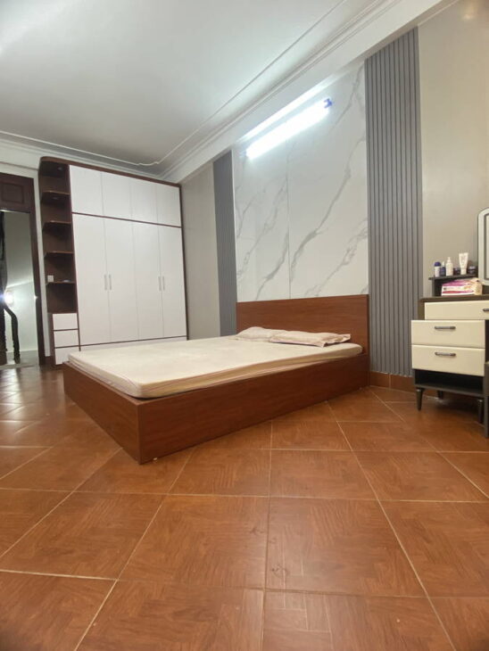 Bán căn hộ dòng tiền phố Kim Mã, Ba Đình, diện tích 42m2, giá 12 tỷ