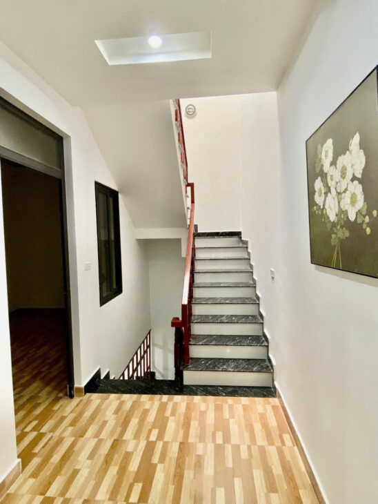 Bán nhà ngõ 588 Thiên Lôi, 51m 3 tầng, Giá 3.45 tỉ, gần Cấp 2 Vĩnh Niệm