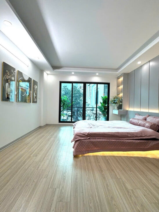 NHÀ XÂY MỚI 6 TẦNG – THANG MÁY NHẬP KHẨU – LÔ GÓC – Ô TÔ ĐỖ CỬA – FULL ĐỒ VÀO Ở NGAY