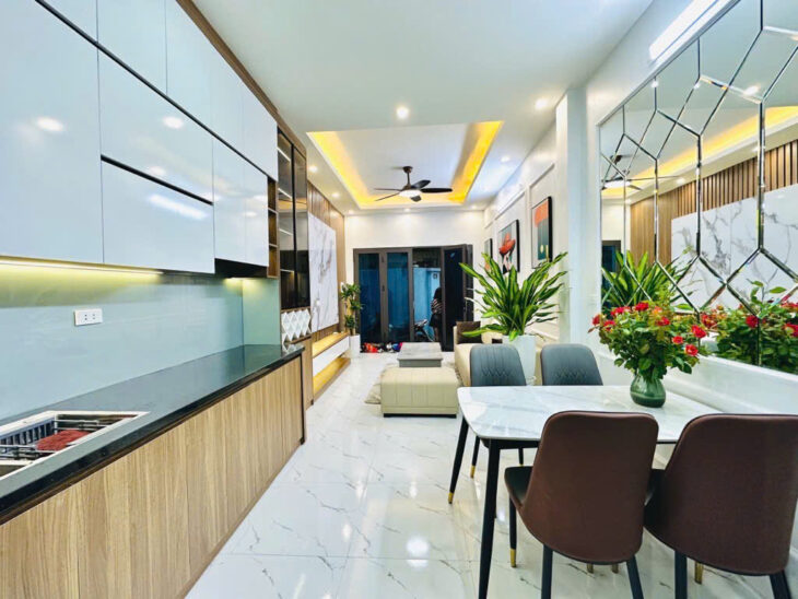 Bán nhà riêng dân xây 30m2 * 4 tầng full nội thất đẹp lung linh tại Trường Chinh – Đống Đa, giá chỉ