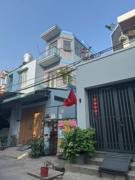 7 phòng trọ cho thuê 12tr/Tháng. ????Mô tả.- Nhà 2 tầng đã hoàn công, Vị trí gần Aoen Bình Tân, Tỉnh