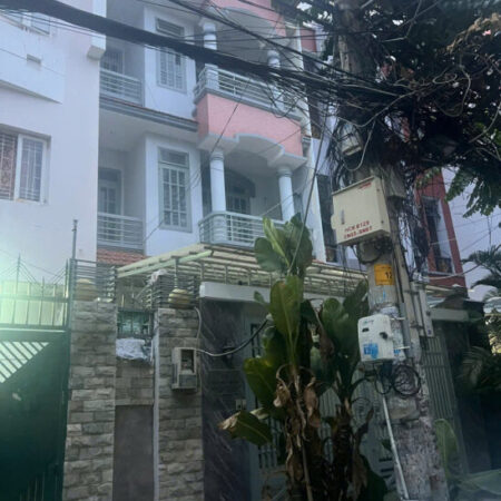 Bán nhà tại Nguyễn Thị Định, giá siêu hời 6,9 tỷ, 100 m2, 5pn